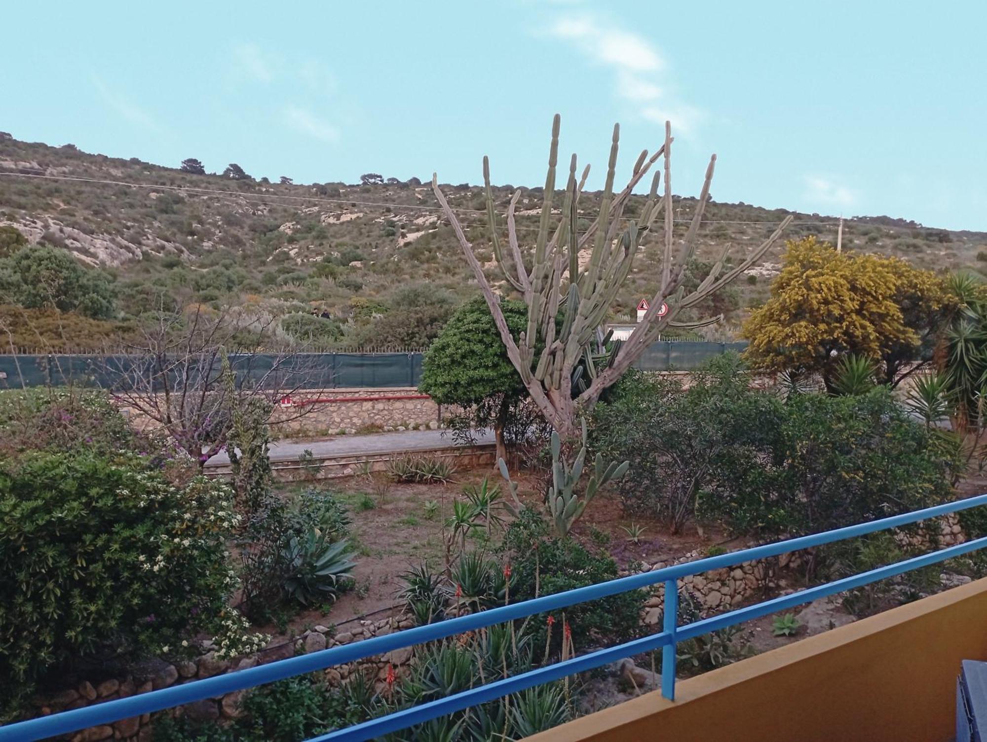 קליארי Hotel Calamosca מראה חיצוני תמונה