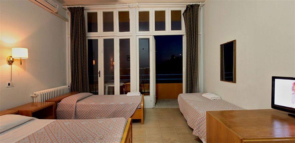 קליארי Hotel Calamosca מראה חיצוני תמונה